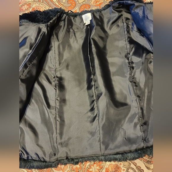 Lauren Conrad Black Faux Fur Cropped Jacket size Small - Picture 5 of 5